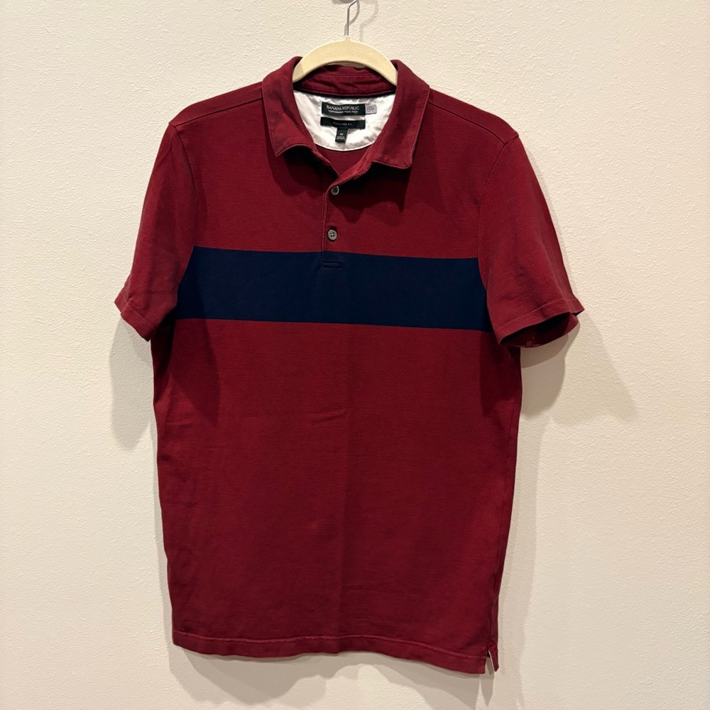 Banana Republic Performance Pique Maroon Polo with Navy Chest Band Size Medium